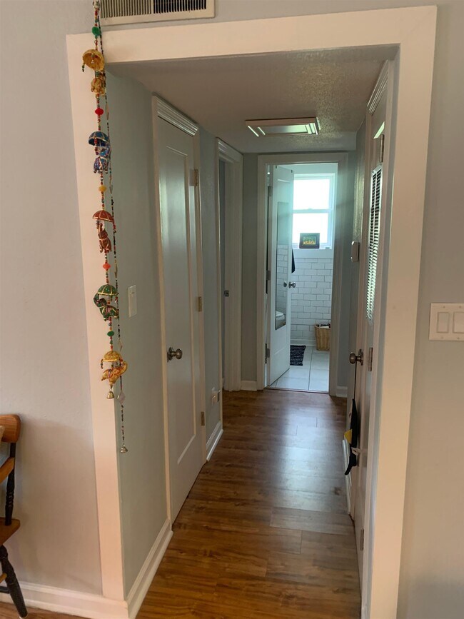 Building Photo - 1111 Washington Ct