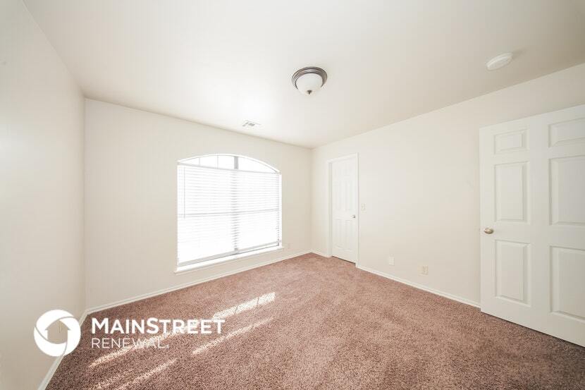 Building Photo - 17029 Woodvine Dr