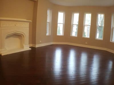 Living room - 8924 S Blackstone Ave