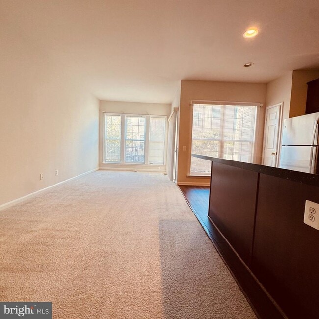 Building Photo - 8936 Singleleaf Cir