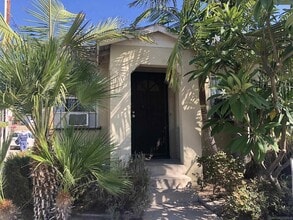 Building Photo - 4072 Meade Ave