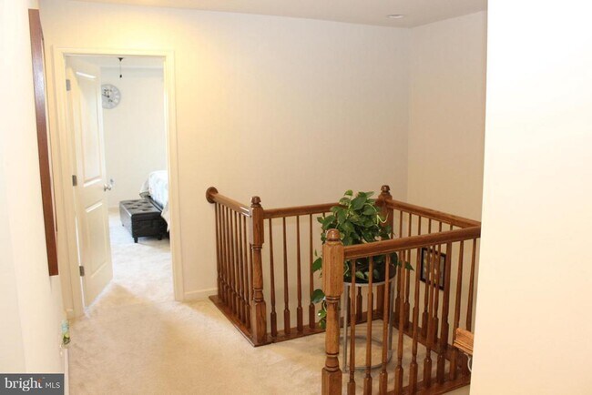 Building Photo - 42181 Castle Ridge Square