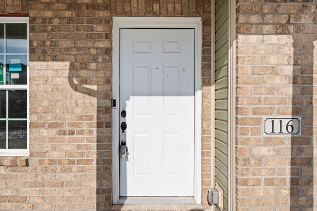 Building Photo - 116 Lambert Fld