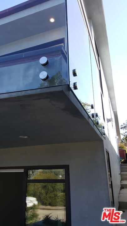 Building Photo - 581 Agate St