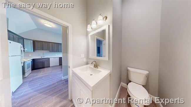 Building Photo - 49 Hill Rd