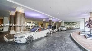 Building Photo - 400 Sunny Isles Blvd