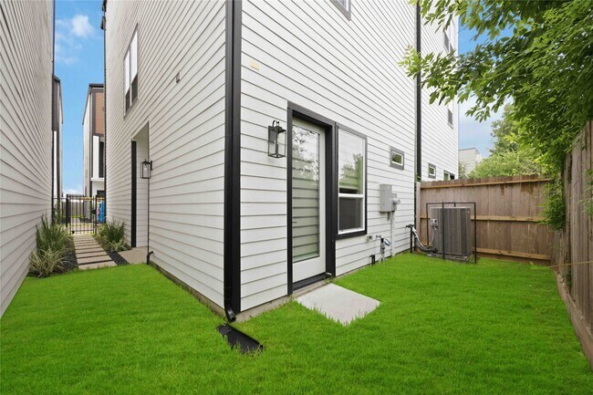 Building Photo - 4013 Griggs Rd
