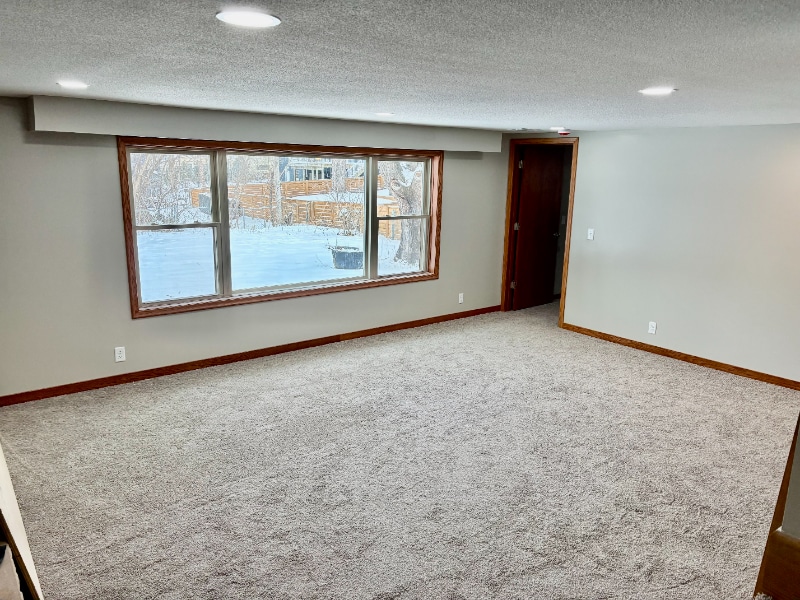 Building Photo - 6108 France Ave S