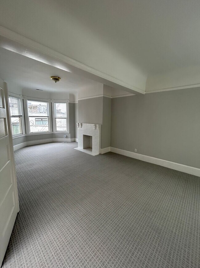 Building Photo - 40 Langton St