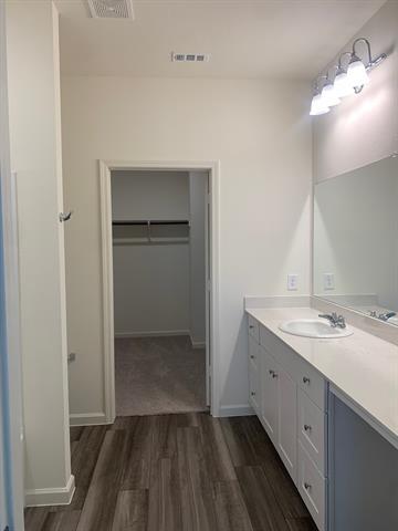 Building Photo - 822 Lexington Ln