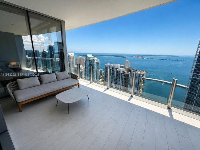 Building Photo - 300 Biscayne Blvd Way