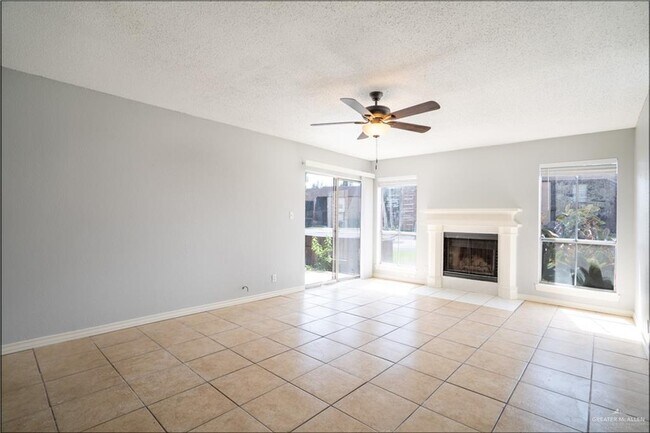 Building Photo - 4601 Carmen Ave