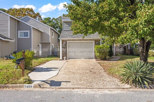 Building Photo - 5408 Chatham Lake Dr