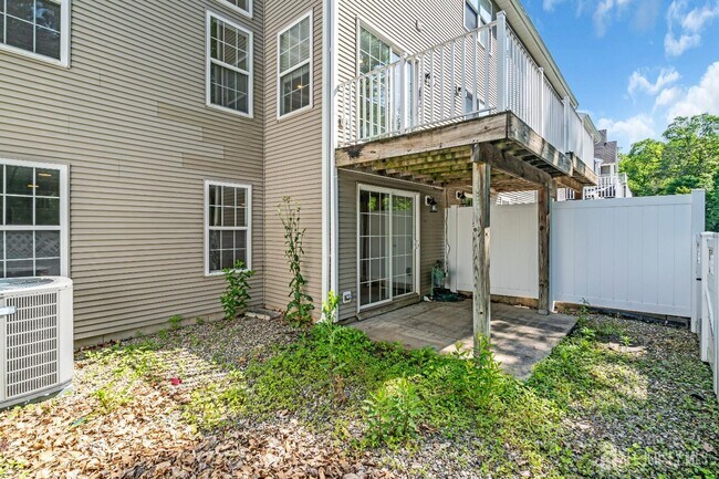 Building Photo - 264 Marcia Way