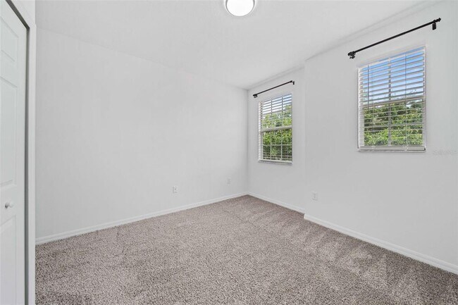 Building Photo - 1530 Still Dr