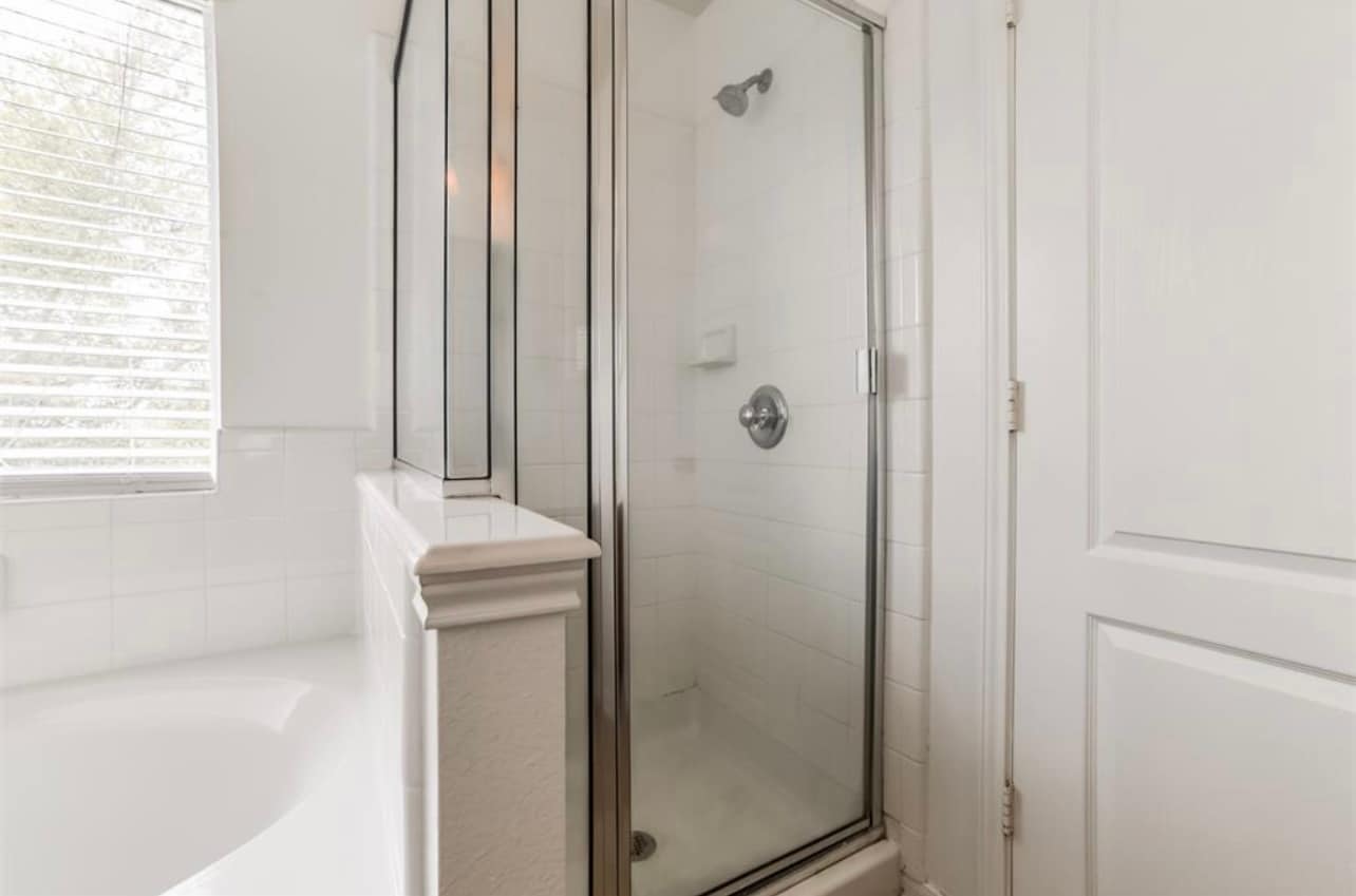 Master Bathroom Standing Shower - 8126 Montague Manor Ln