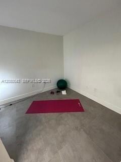 Building Photo - 15535 Miami Lakeway N