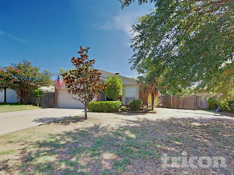 Building Photo - 609 S Walnut Creek Dr