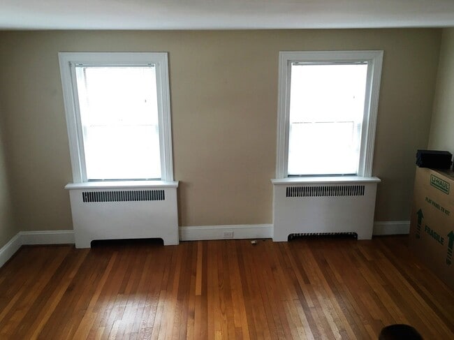 Building Photo - 4406 Augusta Ave