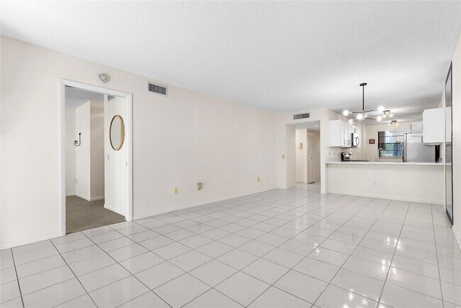 Building Photo - 9676 W McNab Rd