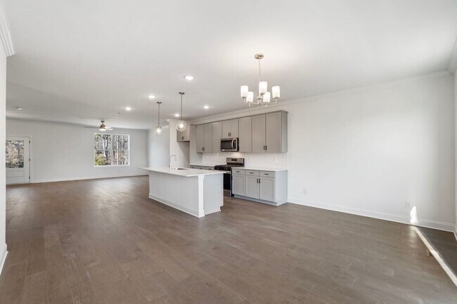 Building Photo - 634 Grove Glen Ct