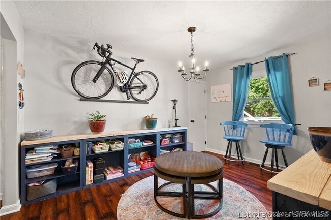 Building Photo - 917 Brentwood Ct
