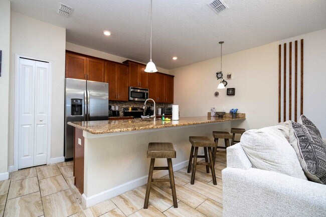 Building Photo - 3153 Pequod Pl