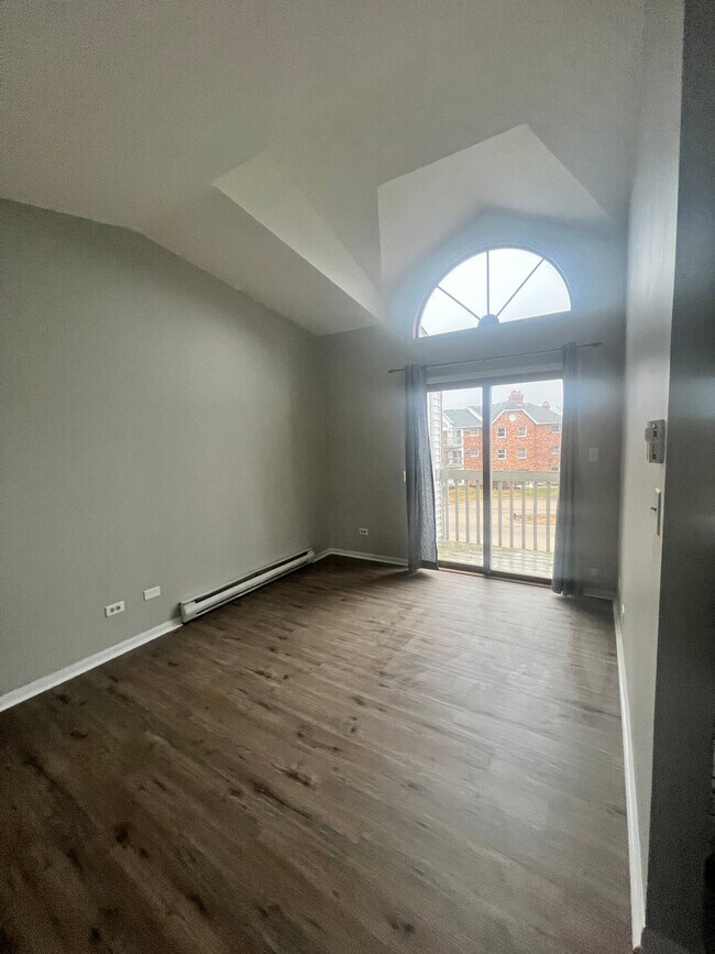 Building Photo - 4301 W Shamrock Ln