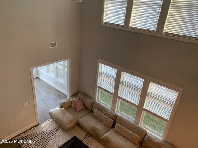 Building Photo - 67 Samjan Cir