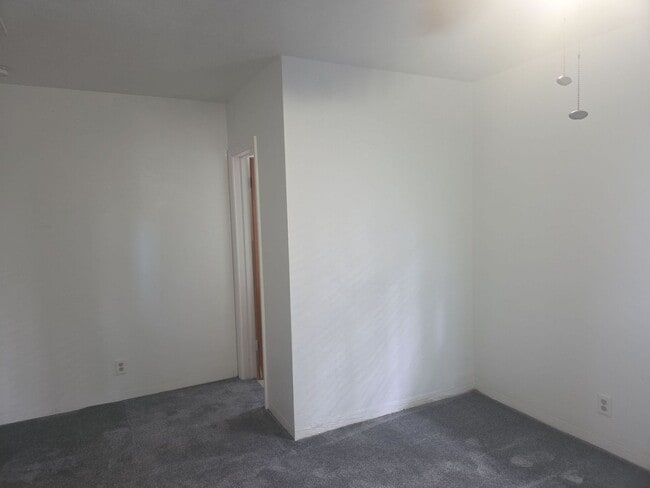 Building Photo - 1662 Houston Dr