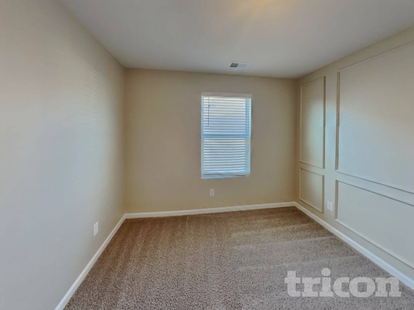 Building Photo - 1428 Ashfield Pl