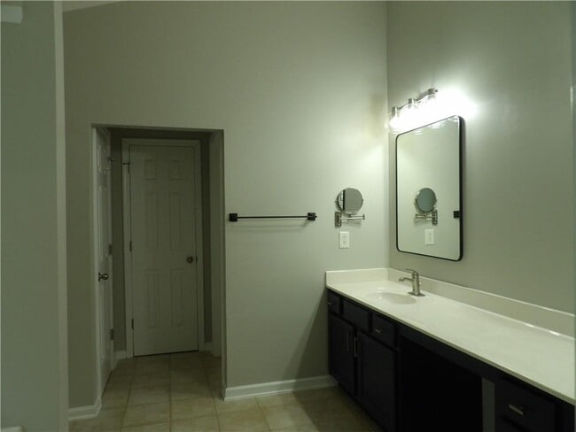 Building Photo - 3119 Devauden Ct NW