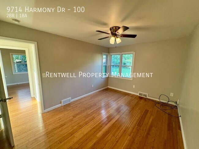 Building Photo - 9714 Harmony Dr