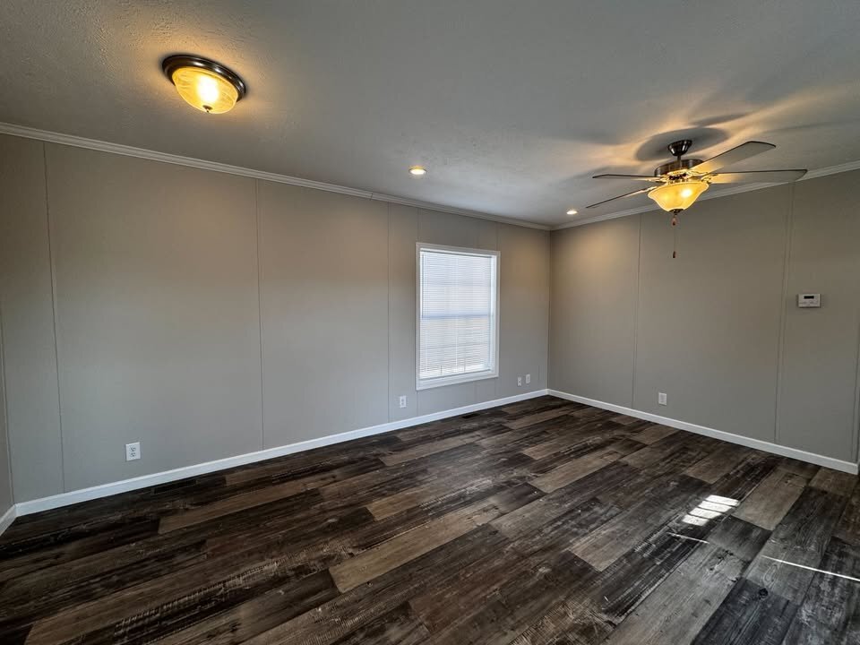 Building Photo - 10610 State Rte 762