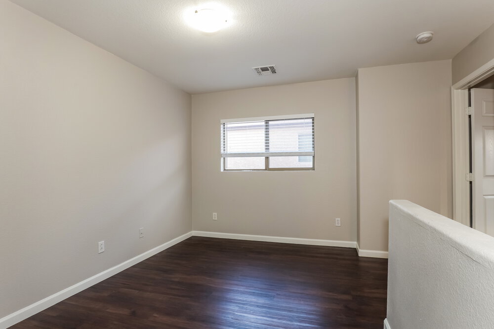 Building Photo - 9415 Virginia Ave