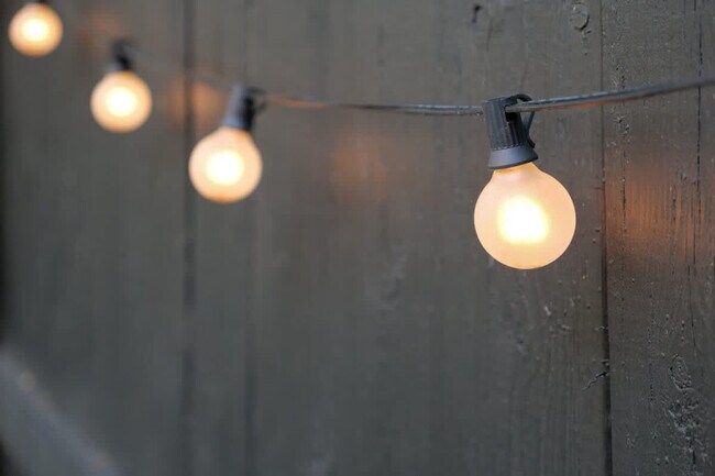 Building Photo - 2156 W 34th Pl