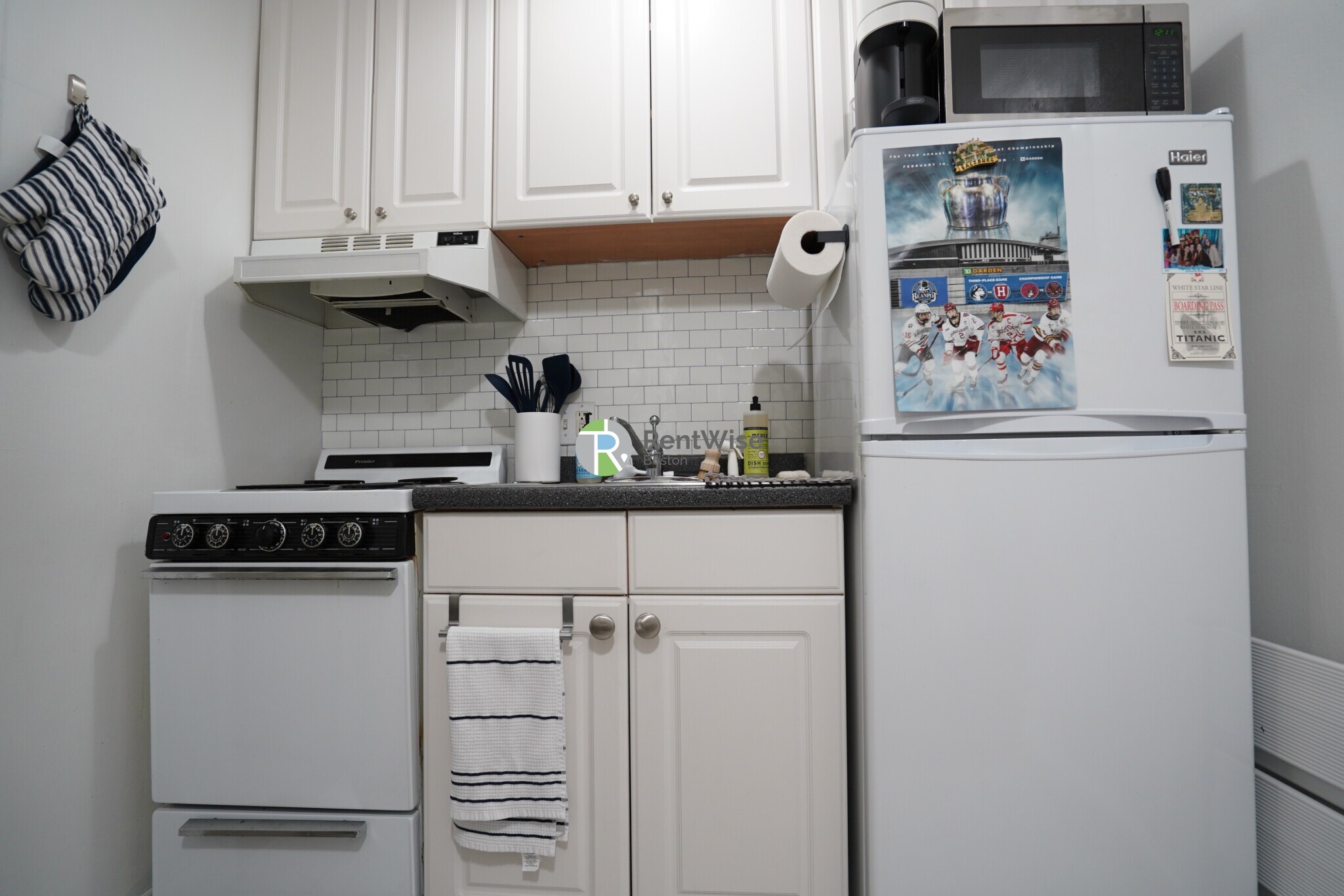 Building Photo - 529 Beacon St