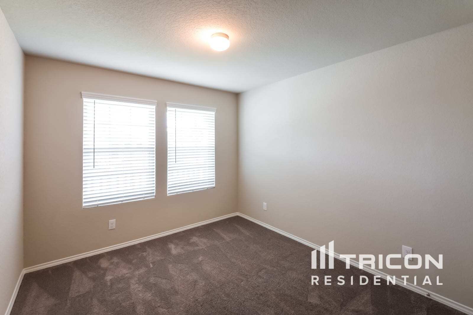 Building Photo - 9725 Marbach Brk