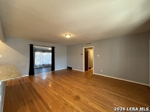 Building Photo - 2331 W Magnolia Ave