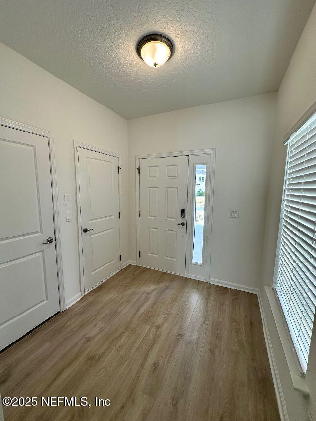 Building Photo - 564 Stargaze Ln