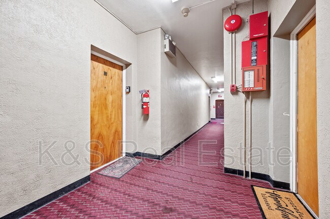 Building Photo - 1309 Wood St