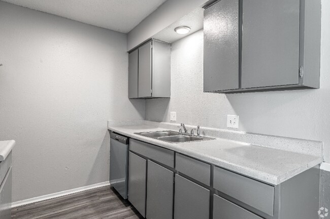 Building Photo - 55 N Ranchwood Blvd