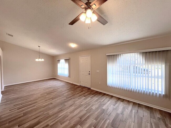 Building Photo - 48 Pennsylvania Ln