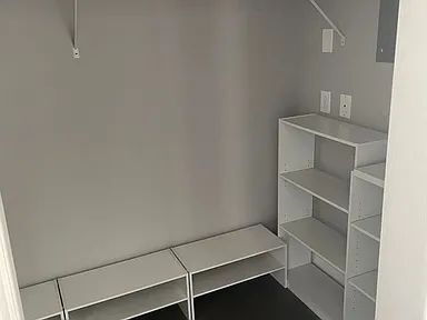 Building Photo - South Duval- Luxury apartment