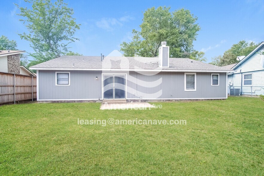Building Photo - 2433 S 139th E Ave