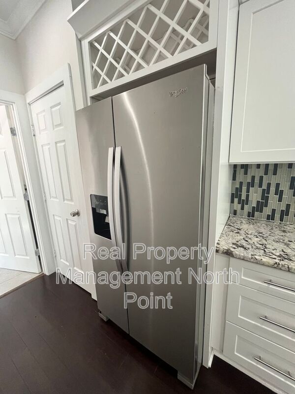 Building Photo - 954 Byron Dr SW