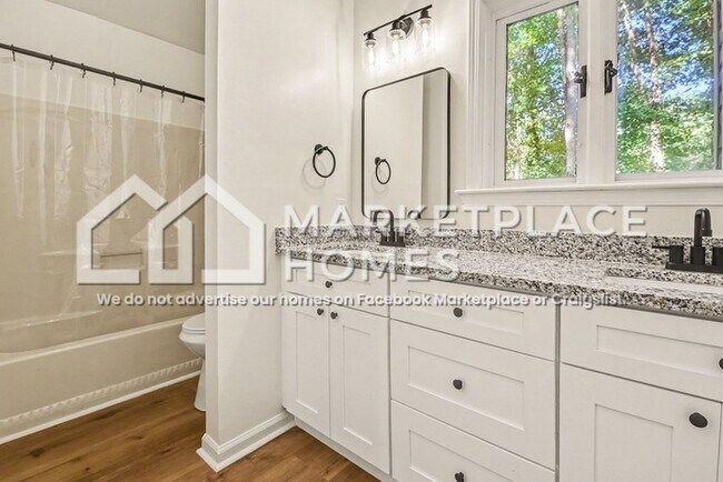 Building Photo - 1200 Mohican Trail