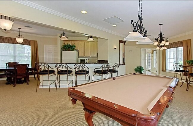 Building Photo - 12765 Fair Briar Ln