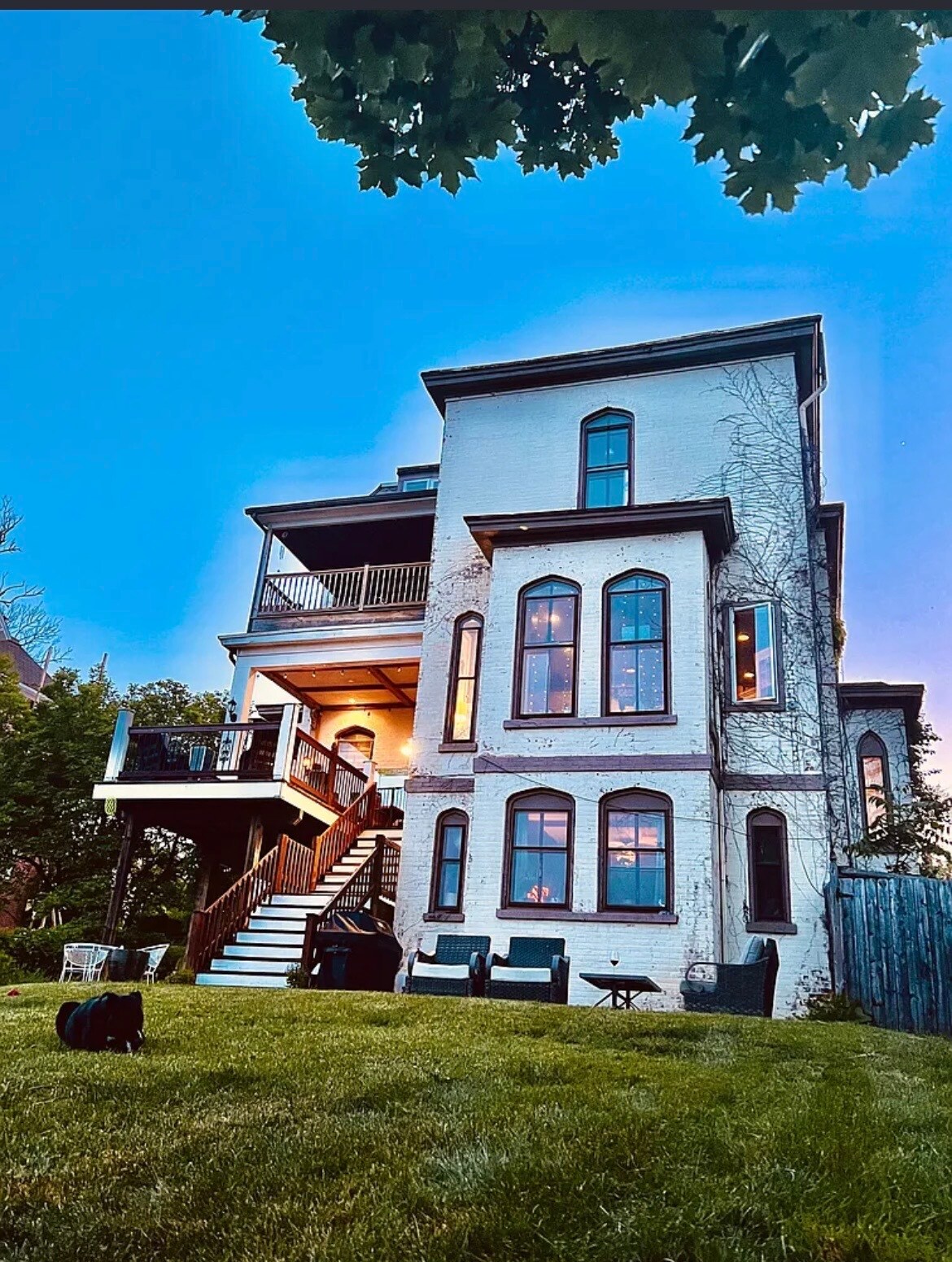 Building Photo - 222 Montgomery St