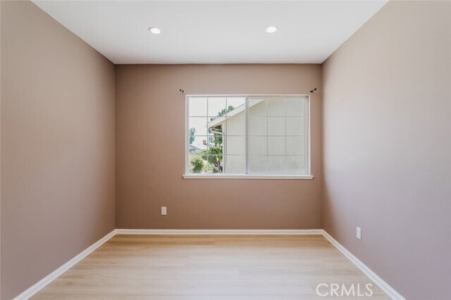 Building Photo - 9540 Debra Ave